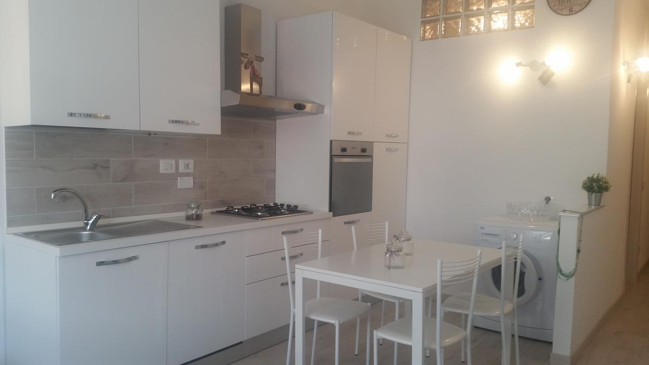 Monica'S Apartment Marina Di Carrara Exterior photo